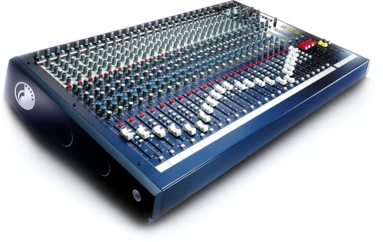 Soundcraft 24 Channel Mixer